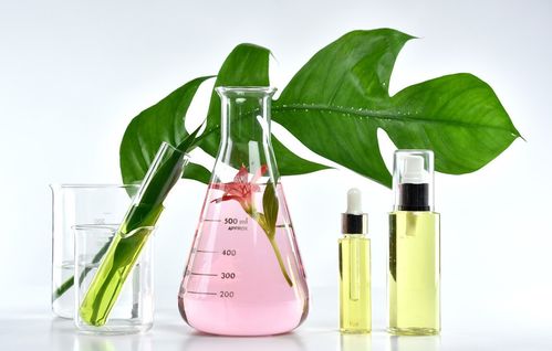 植物提取物護(hù)膚的迷霧與真相 破解研發(fā)中的常見誤解